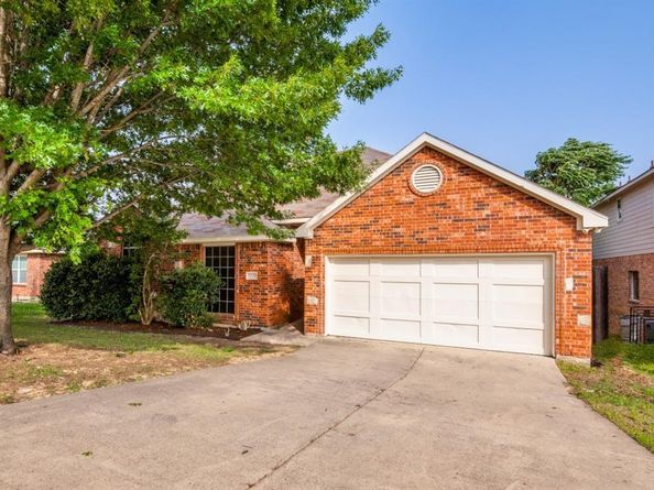 7729  Oak Garden Trail , Dallas Texas 75232