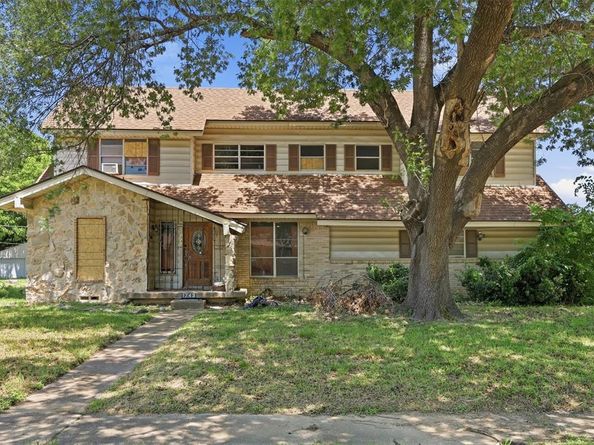 1743  Indian Summer Trail , Dallas Texas 75241