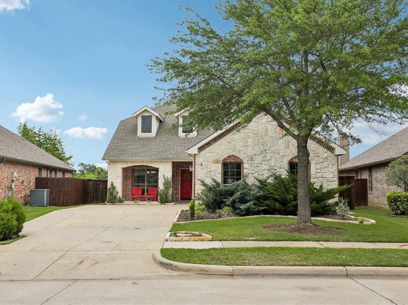 2821  Dog Leg Trail , McKinney Texas 75069