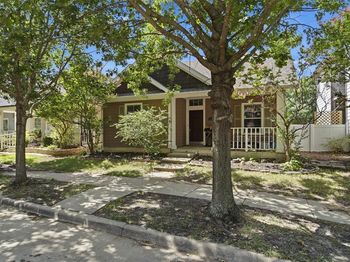 1728  Mercer Way 