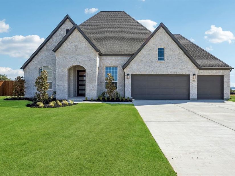 100  Bristol Lane , Azle Texas 76020