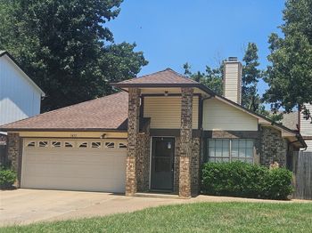 1433  Thistlewood Lane 