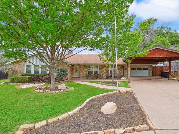 1208  Mayleaf Drive , Irving Texas 75060