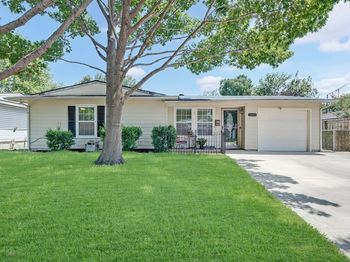 2632  Wicker Avenue 