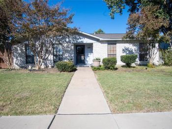 829  Cambridge Drive 