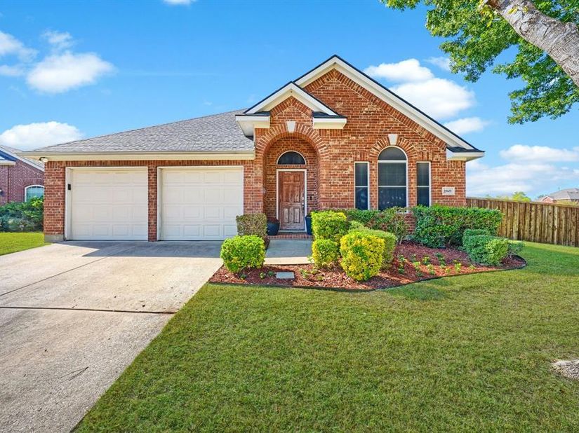 2801  Turtle Dove Lane , Mesquite Texas 75181