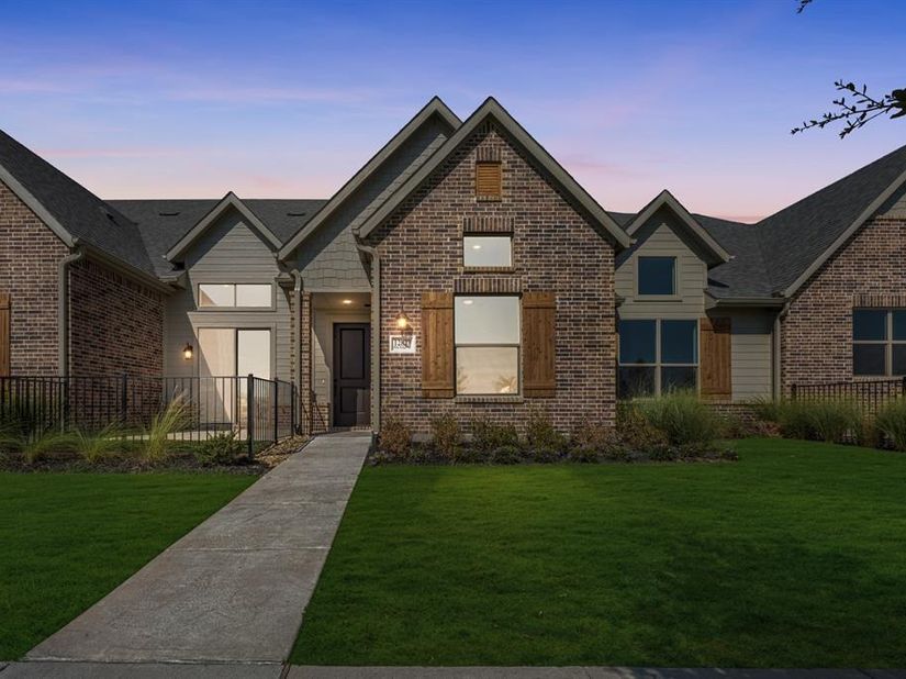 12827  Pine Ridge Trail , Rowlett Texas 75089