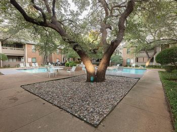 1208  Riverchase Lane 