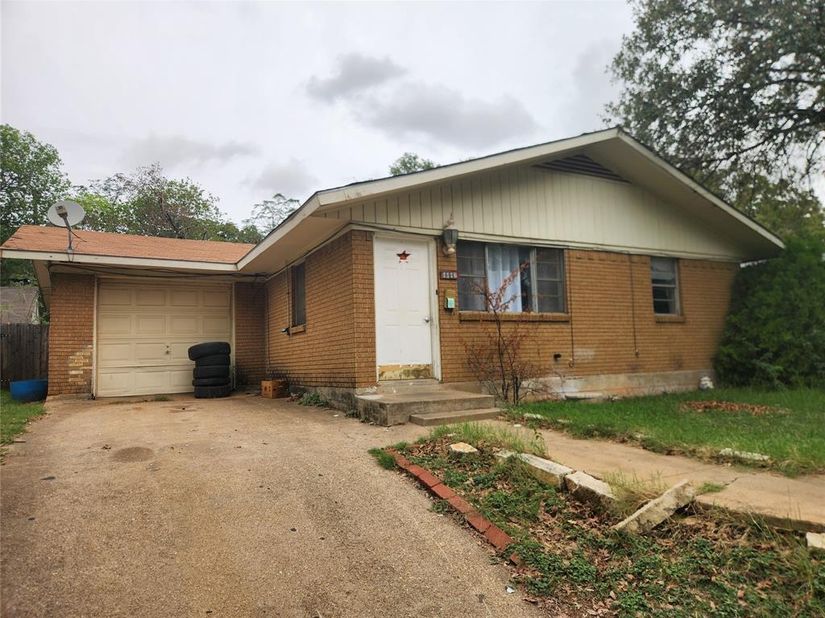 1116  Terrace Avenue , Fort Worth Texas 76164