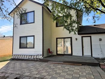 5525  Safari Trail 
