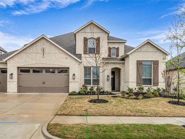1723  Holly Oak Way , Fate Texas 75087