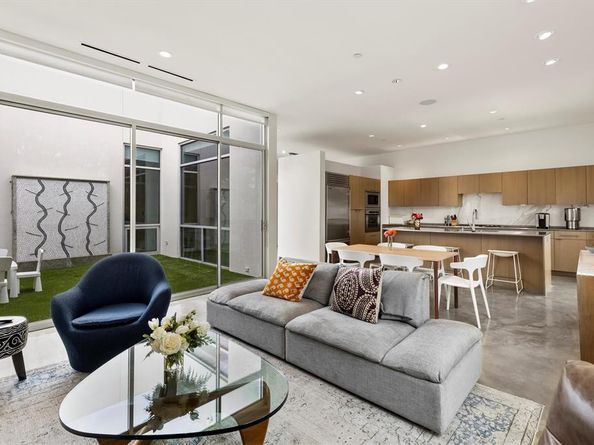 3740  Holland Avenue  3B, Dallas Texas 75219