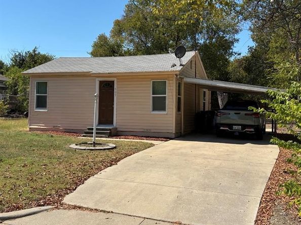 909  Renfro Drive , White Settlement Texas 76108