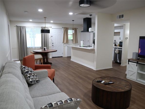 2642  Rose wood Drive , Mesquite Texas 75150