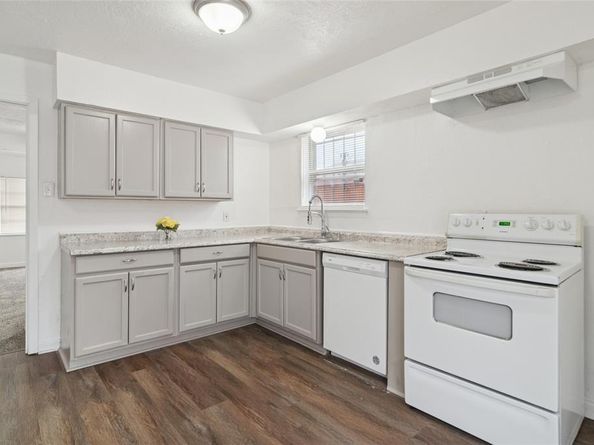 7840  Larchridge Drive , Dallas Texas 75232