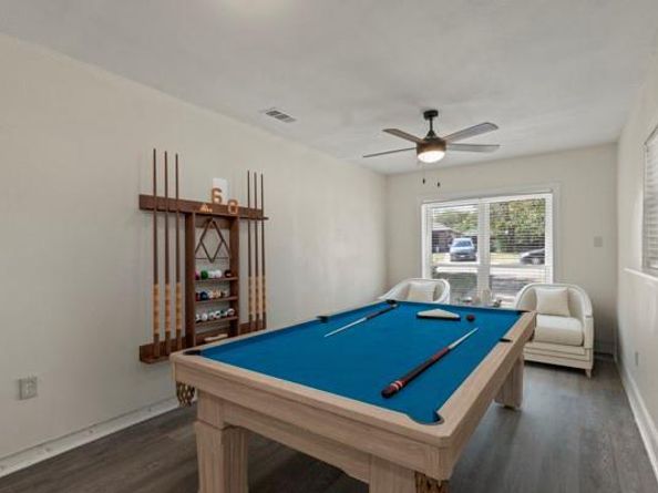 7904  Silverdale Drive , Dallas Texas 75232