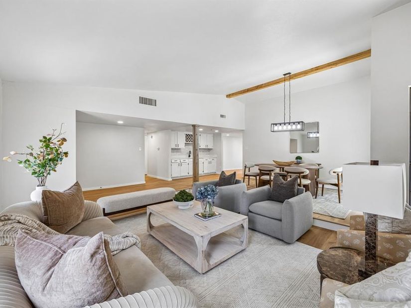 11711  Kilkirk Lane , Dallas Texas 75228