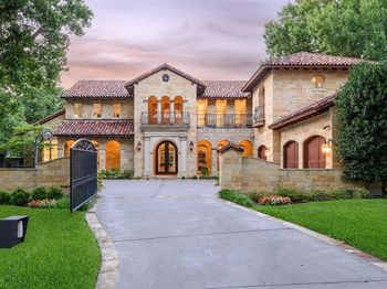 5543  Edlen Drive 