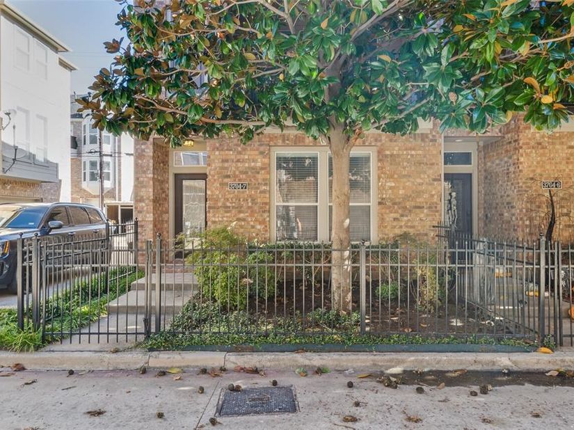 3704  Wycliff Avenue  7, Dallas Texas 75219