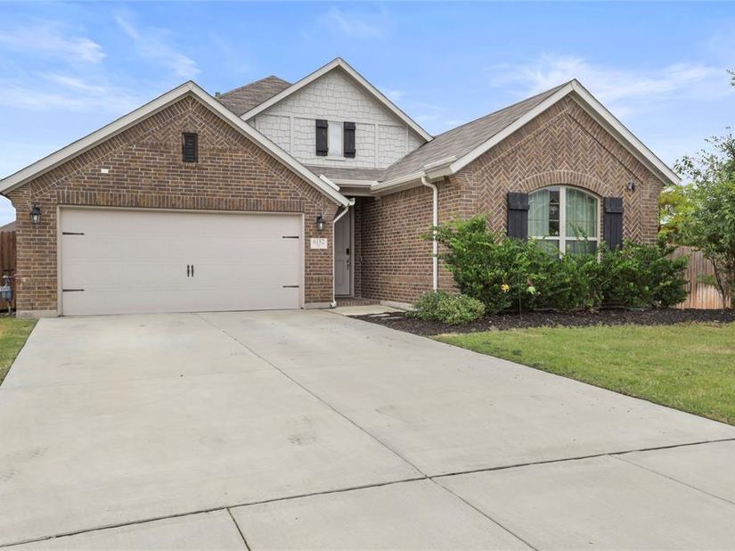 6152  Cobbetts Pond Lane , Fort Worth Texas 76179