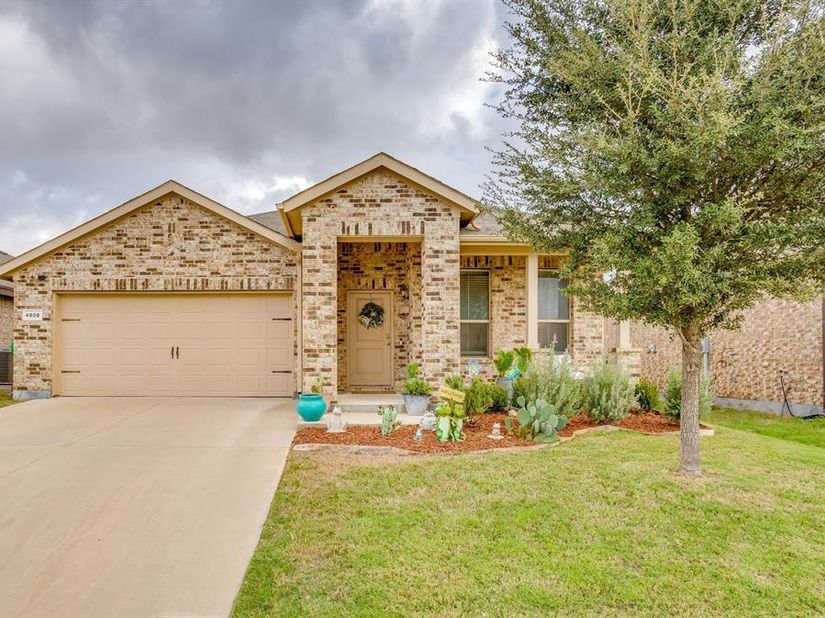 4808  Feltleaf Avenue , Fort Worth Texas 76036