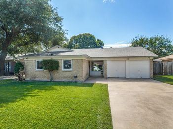 2912  Linden Lea  