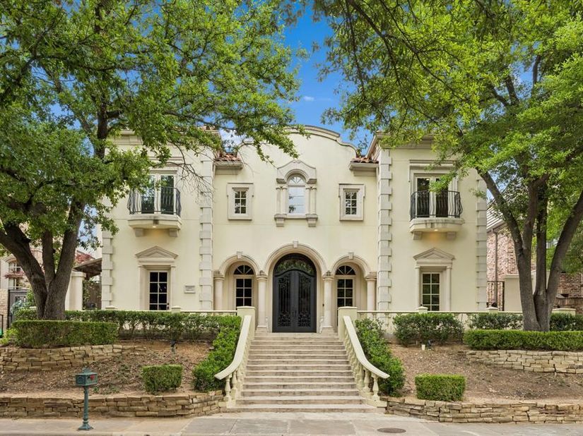 6917  Forest Glen Drive , Dallas Texas 75230