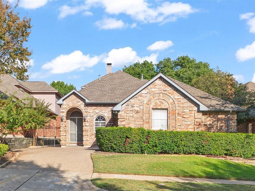 2603  Rockport Circle , Garland Texas 75044