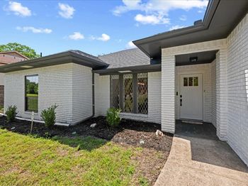 5856  Winding Woods Trail 