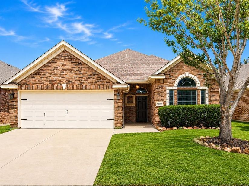 8209  Trinity Vista Trail , Fort Worth Texas 76053
