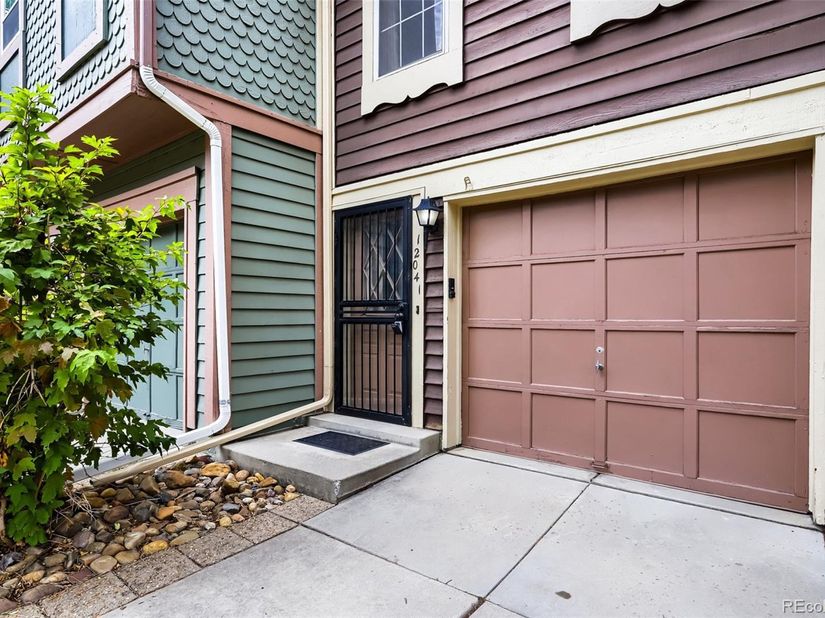 12041 E Ford Circle, Aurora CO 80012
