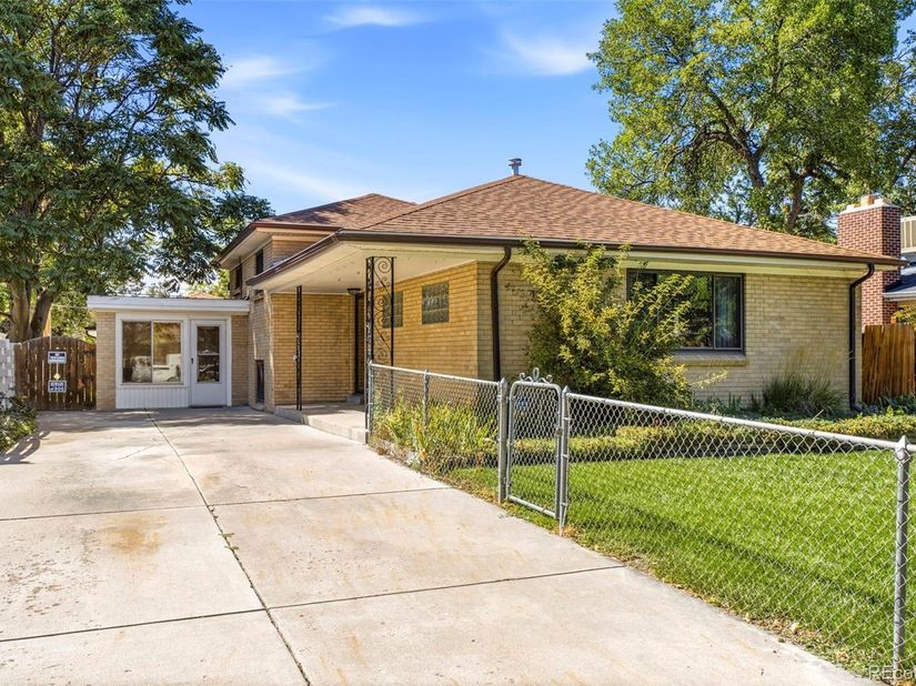 2309 Oakland Street, Aurora CO 80010