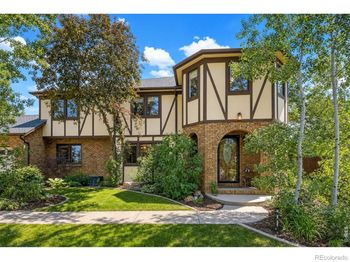 1224 Twin Peaks Circle