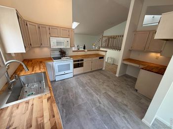 508 Creekside Court