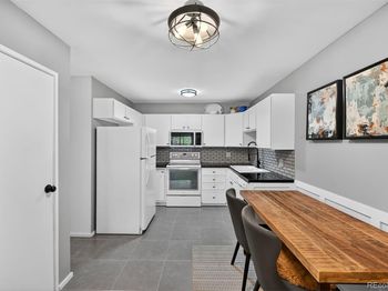 3184 S Heather Gardens Way