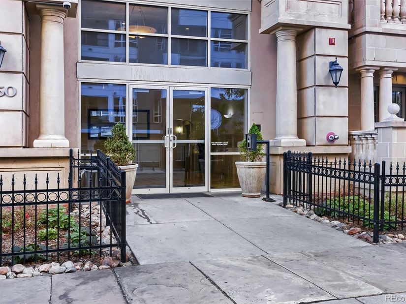 1950 N Logan Street 807, Denver CO 80203