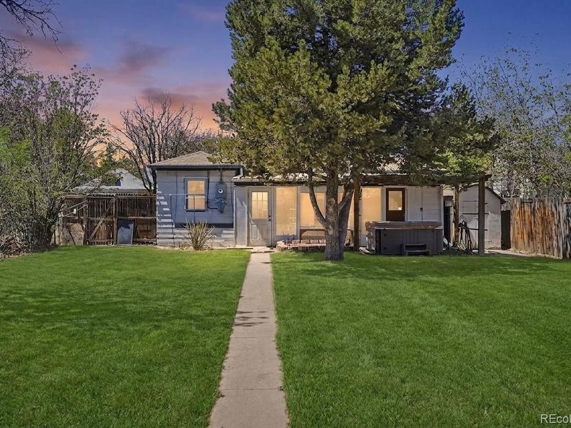 1356 Iola Street, Aurora CO 80010