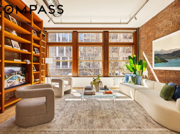 25 East 4th Street 2, New York NY 10003