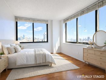 376 Broadway