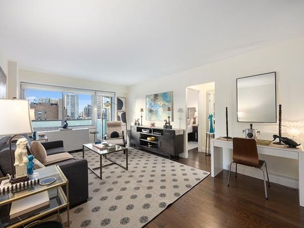 250 East 87th Street 26E, New York NY 10128