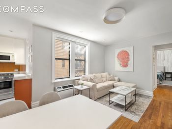 319 West 18th Street