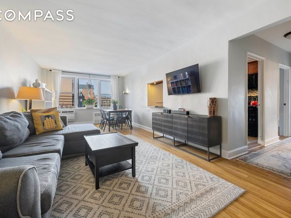 3475 Greystone Avenue 7B, Bronx NY 10463