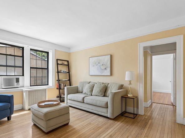 68-12 Burns Street A3, Queens NY 11375