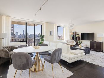 171 East 84th Street