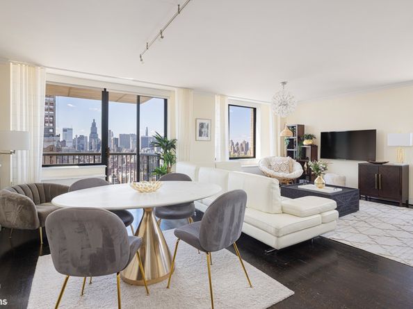 171 East 84th Street 34E, New York NY 10028