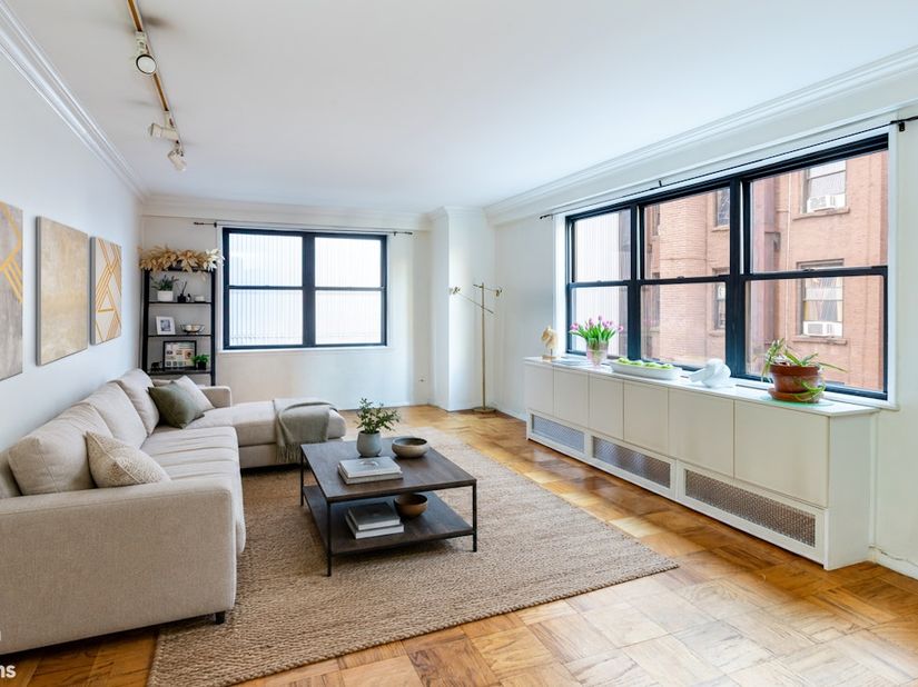 330 3rd Avenue 4B, New York NY 10010