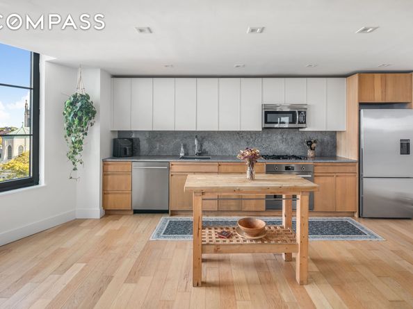264 Webster Avenue PH811, Brooklyn NY 11230