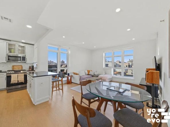 35 Underhill Avenue B4I, Brooklyn NY 11238