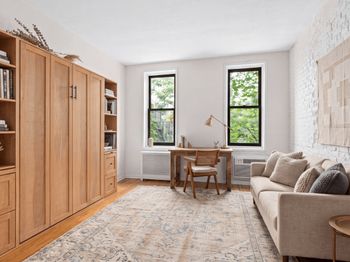 513 East 5th Street