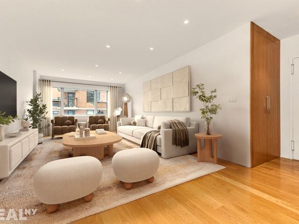 60 East 8th Street 31A, New York NY 10003